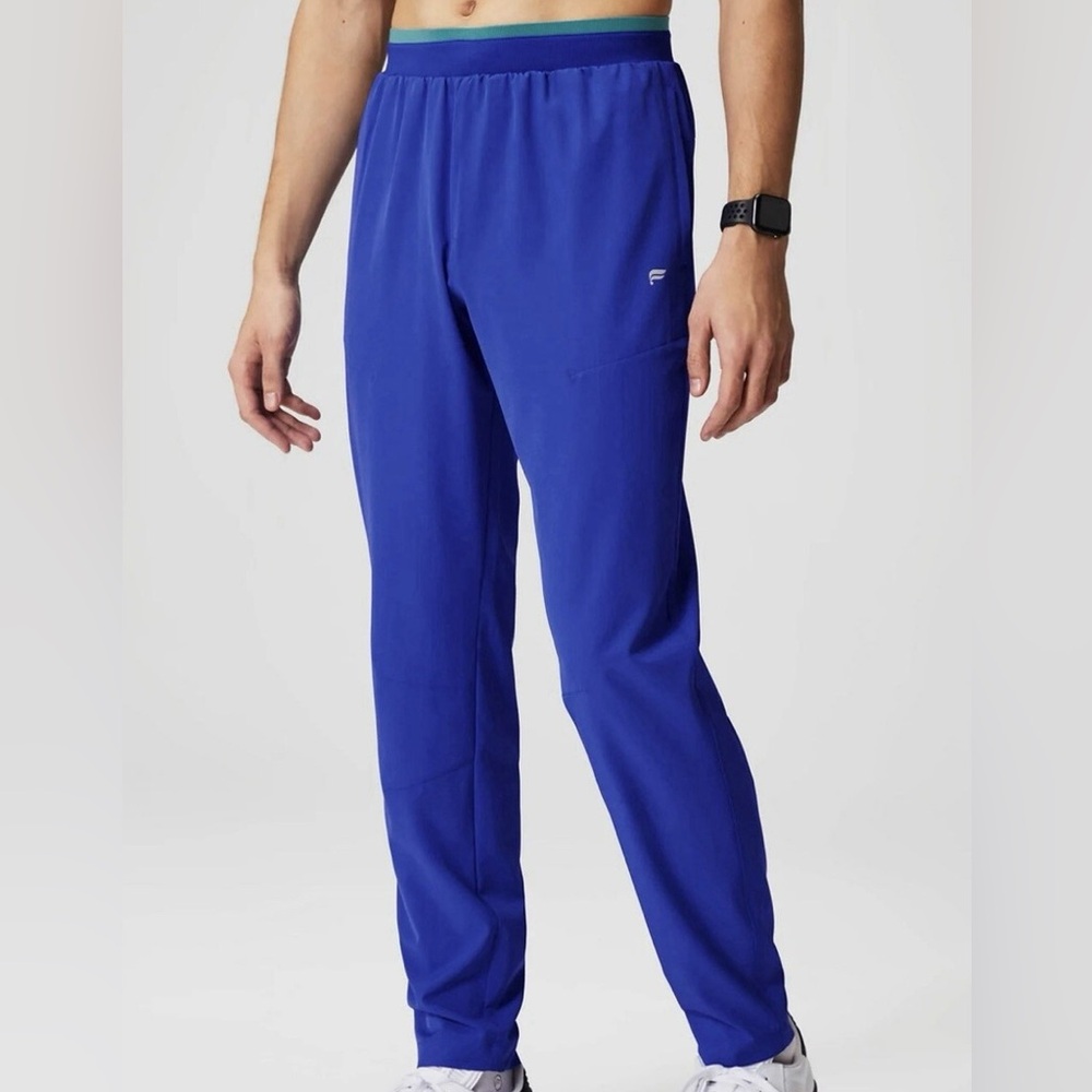 Fabletics Men's The Fundamental Pants, Size Medium Regular, Deep Navy